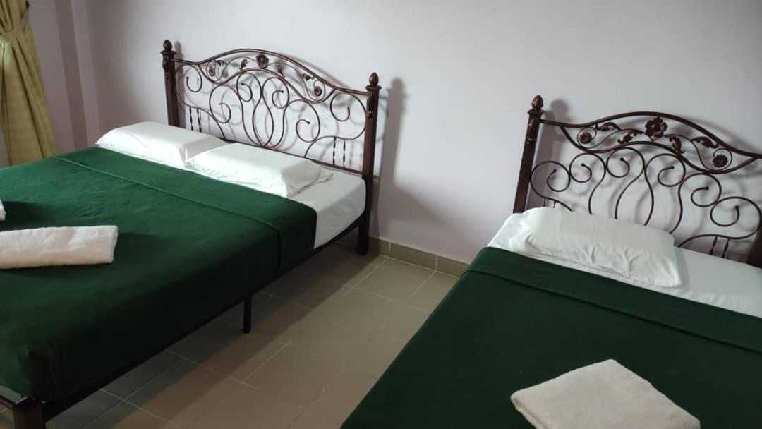 Kanza Beach Inn Marang Exterior photo