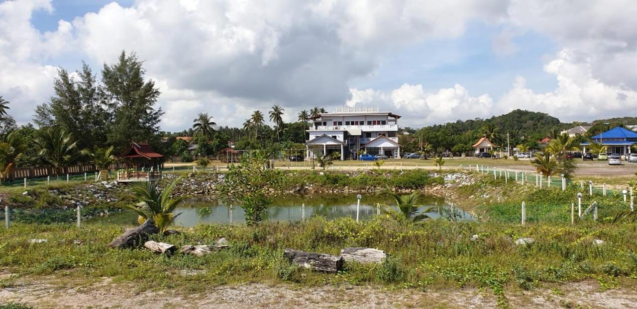Kanza Beach Inn Marang Exterior photo