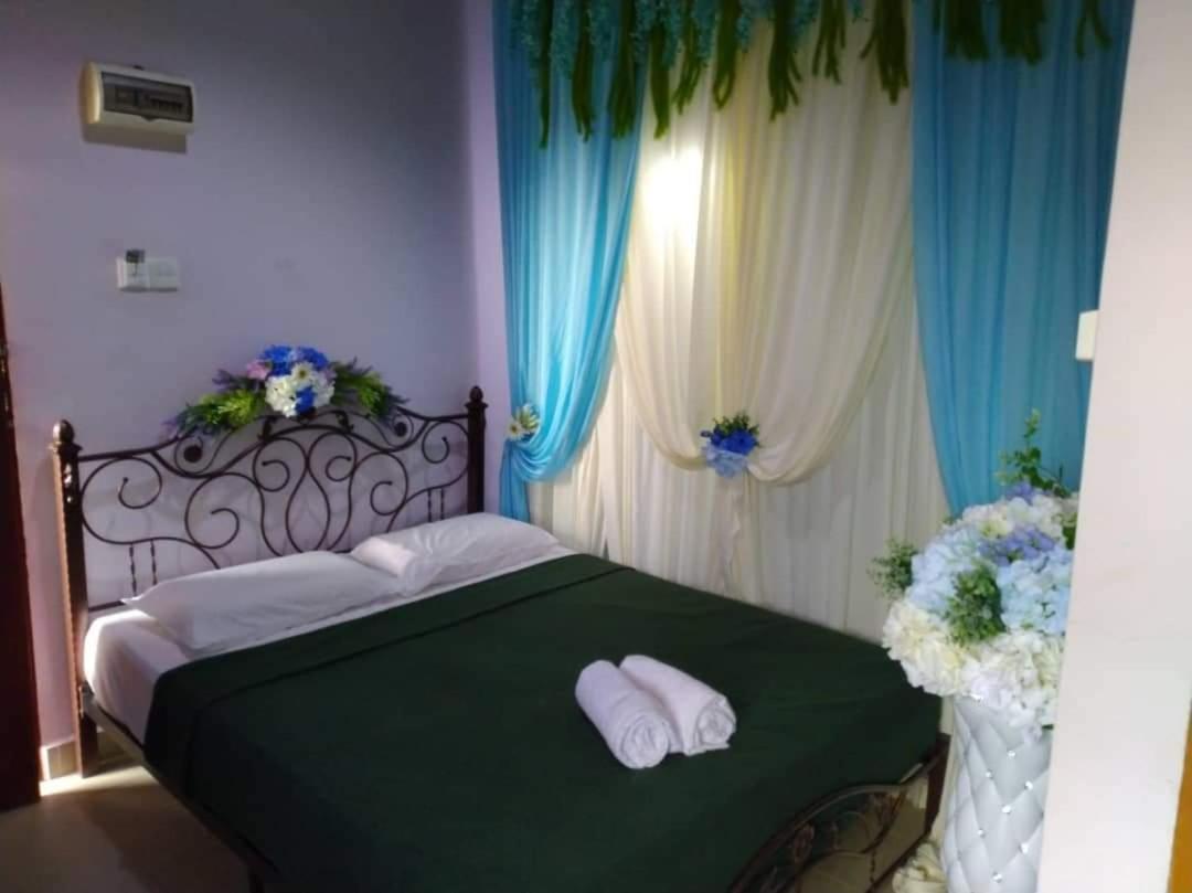 Kanza Beach Inn Marang Exterior photo